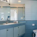 Marina Apartment, 3 Bedrooms, Balcony, Garage דירה *