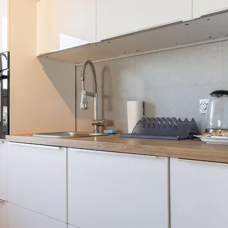 Marina Apartment, 3 Bedrooms, Balcony, Garage * Warszawa